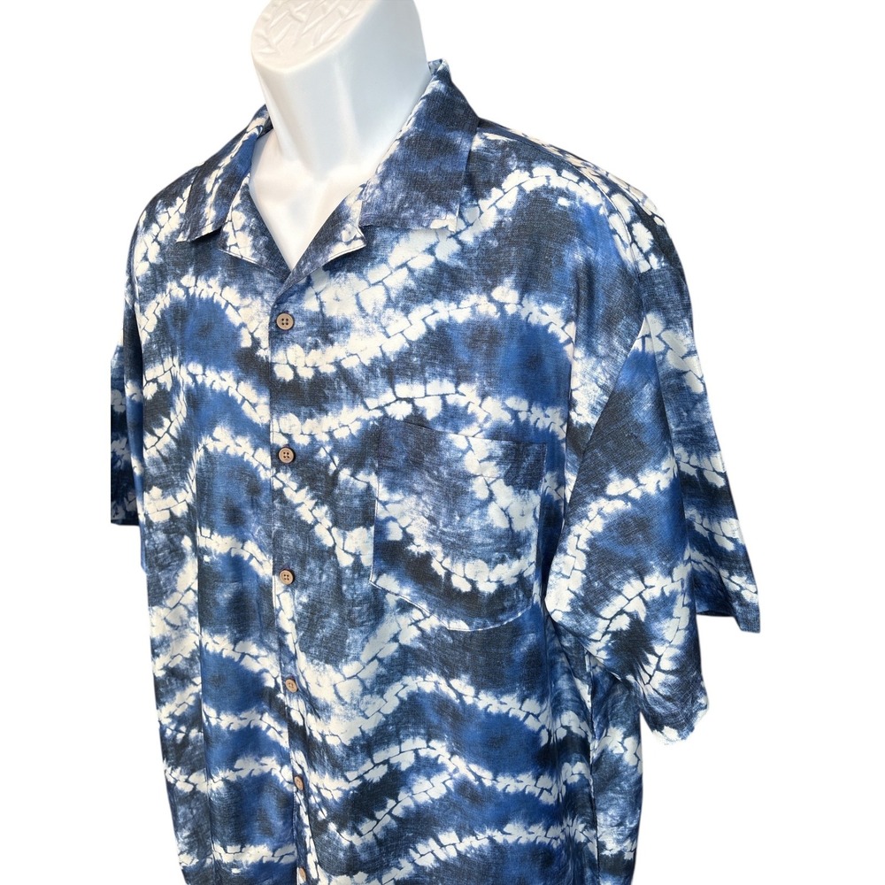 Trunks Surf & Swim Co Blue & White Short Sleeve Button Up Hawaiian Shirt, XXL - Picture 2 of 6